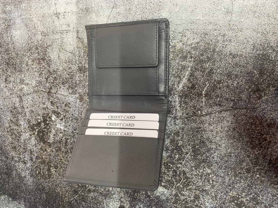 leather wallets passport holders credit cards holders travel books kiarahut